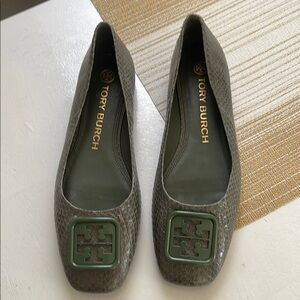 Tory Burch Green Women's Shoes
